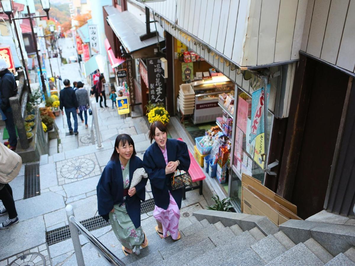 Hotel Ooedo Onsen Monogatari Ikaho à Shibukawa Extérieur photo